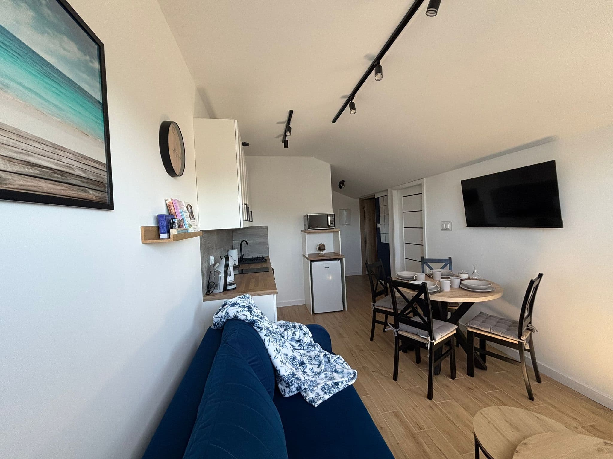 Salon z aneksem — widok 2
